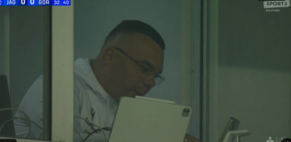 ZACHOWANIE Adriana Siemieńca na trybunie podczas meczu z Górnikiem :D [VIDEO]